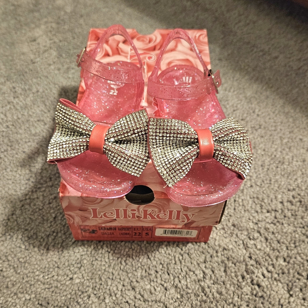 NWOT Lelli Kelly Pink Glitter Sandals with Rhinestone Bows